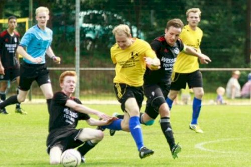 Favoriten Werlte und Herzlake straucheln beim Start